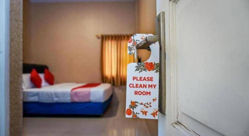 The Grand Palace Resident Motel 2*